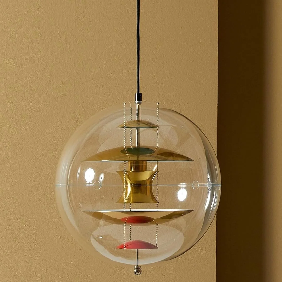 VP Globe Pendant Light
