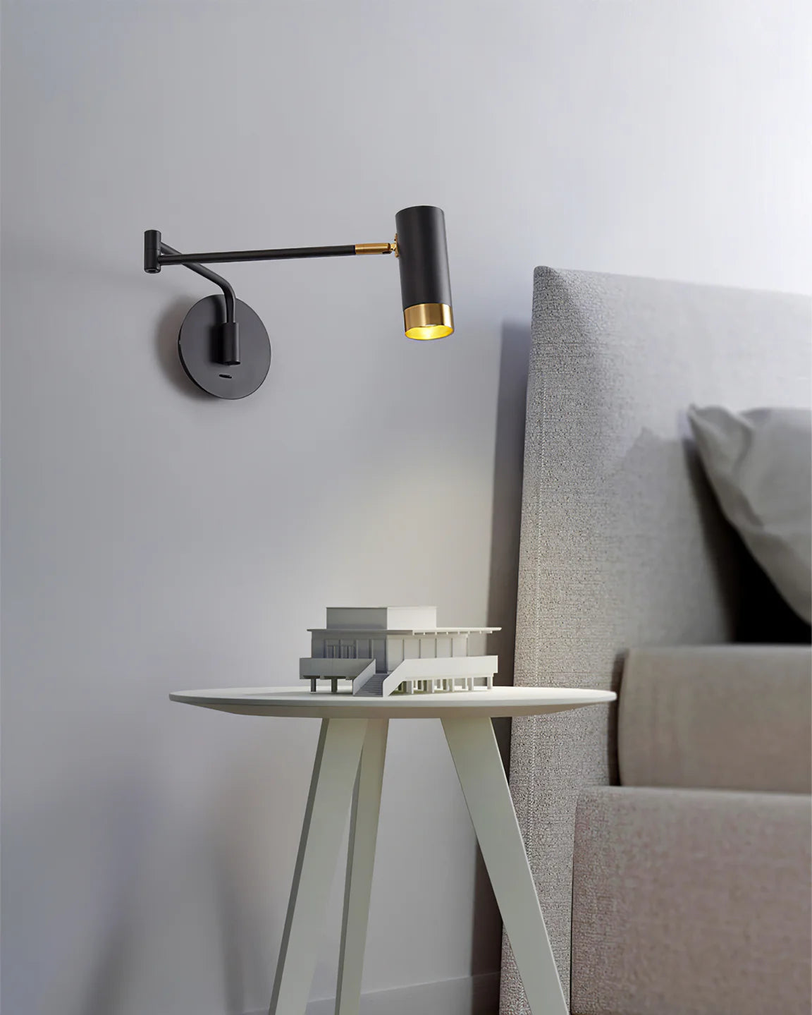 Fumi Swing Wall Lamp