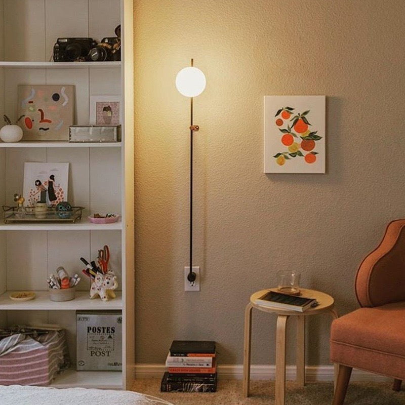 Lynea Wall Lamp