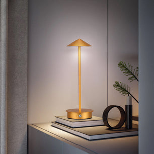 Cordless table lamp