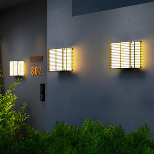 Persiana Louvered Outdoor Wall Light